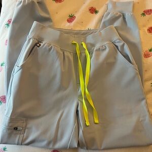 Figs light blue scrub set